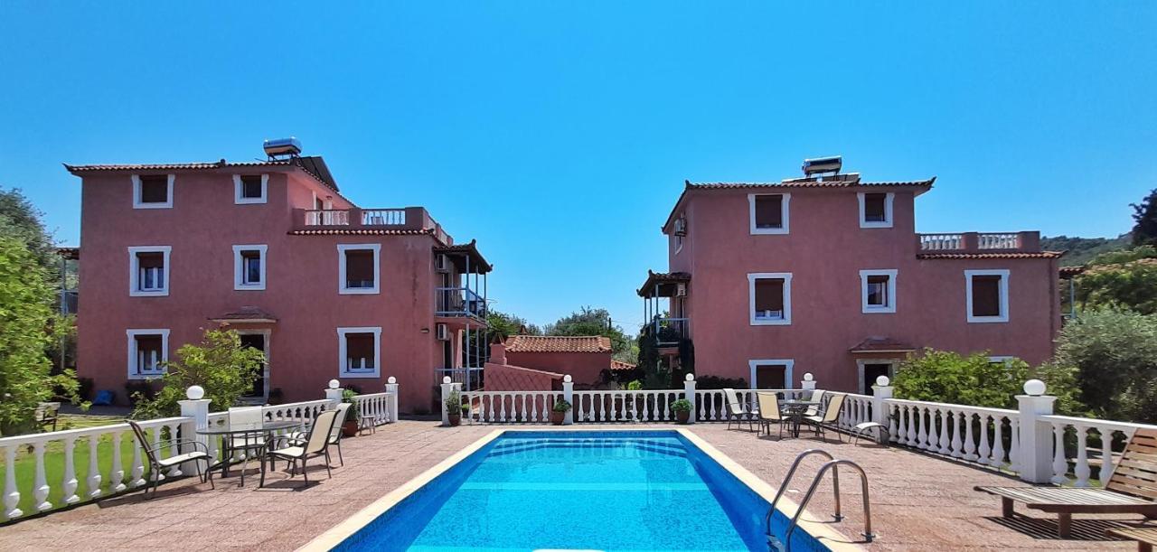 Georgia Apartments Stafylos Exterior foto