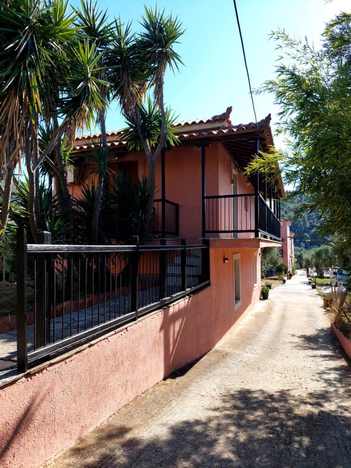 Georgia Apartments Stafylos Zimmer foto